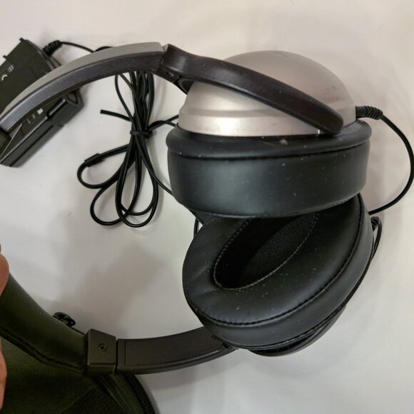 Bose QuietComfort 1 Vintage Original Headphones Noise Cancelling - Picture 3 of 5